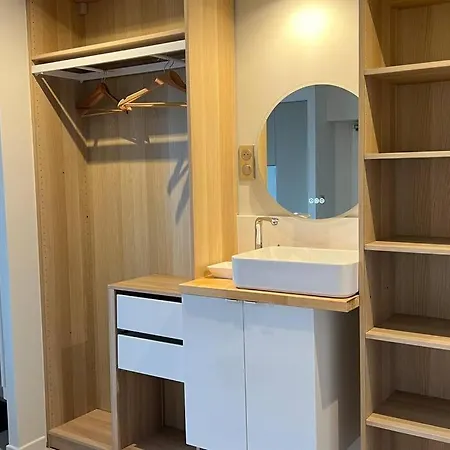 Appartement Piscine Partagée Parking Securisé *