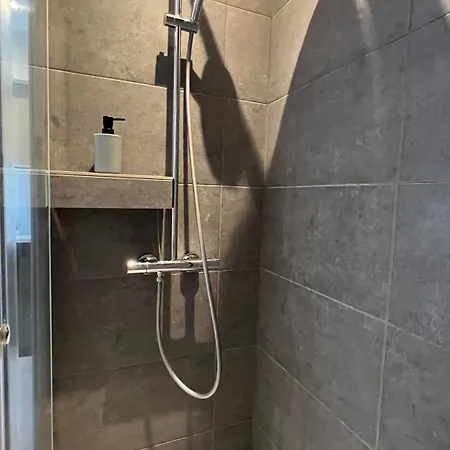 Piscine Partagée Parking Securisé Appartement